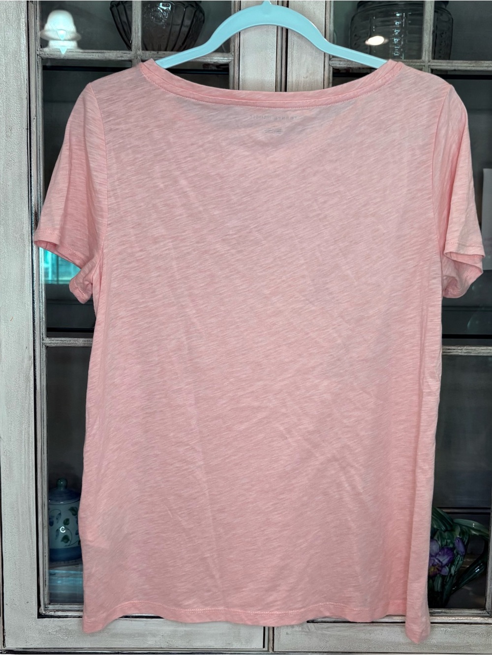 Tommy Hilfiger Coral Sailboat Graphic Tee - Picture 4 of 6